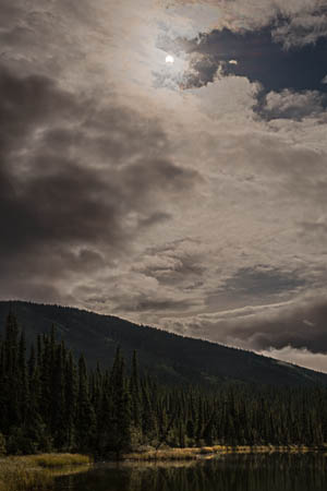 photo: Cloud Frowned on the Eclipse